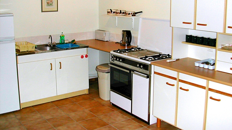 Kitchen of Gite 'Vin Blanc'